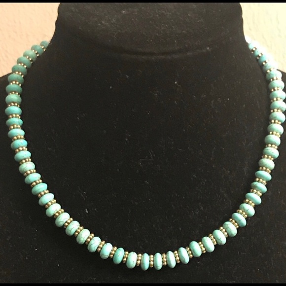Turquoise & beads Necklace-Earrings. - Picture 4 of 7